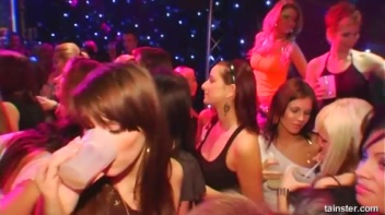 Blue Jean Babes Part 1 Cam 1 Screencap 5 on www.sinx.com