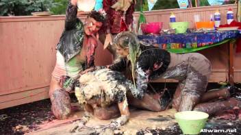 Birthday Party Messacre Screencap 58 on www.sinx.com