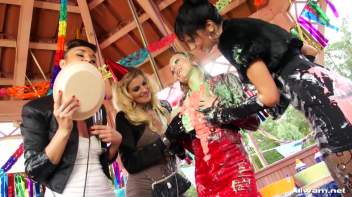 Birthday Party Messacre Screencap 18 on www.sinx.com