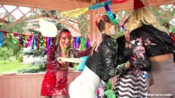 Birthday Party Messacre Screencap 36 on www.sinx.com