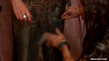 Hot And Messy Mamas Screencap 110 on www.sinx.com