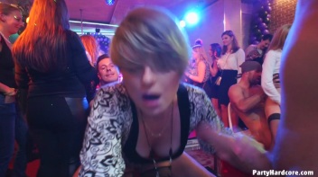 Party Hardcore Gone Crazy Vol. 38 Part 4 - Cam 1 Screencap 55 on www.sinx.com
