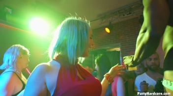 Party Hardcore Gone Crazy Vol. 37 Part 7 - Cam 1 Screencap 24 on www.sinx.com