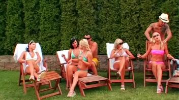 Garden GangFuck Part 1 Screencap 2 on www.sinx.com