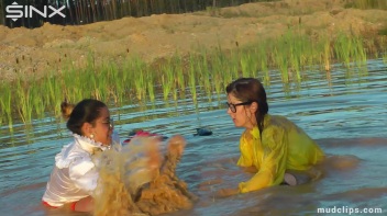 Mud Covered Hunny's Getting Wet And Messy Screencap 23 on www.sinx.com