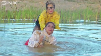 Mud Covered Hunny's Getting Wet And Messy Screencap 39 on www.sinx.com