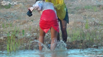 Mud Covered Hunny's Getting Wet And Messy Screencap 50 on www.sinx.com