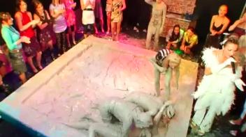 Hair-Pulling, Face-Planting Mud Rumble Screencap 88 on www.sinx.com