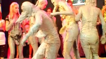 Hair-Pulling, Face-Planting Mud Rumble Screencap 94 on www.sinx.com