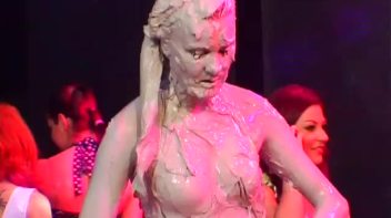 Hair-Pulling, Face-Planting Mud Rumble Screencap 114 on www.sinx.com