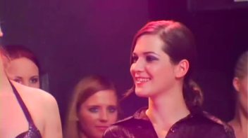 Hair-Pulling, Face-Planting Mud Rumble Screencap 6 on www.sinx.com