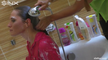 Brunette Babe's Wet and Sudsy Hair Wash Screencap 54 on www.sinx.com