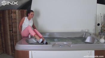 Playful Brunette's Solo Hot Tub Fun Screencap 3 on www.sinx.com