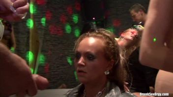 Crazier By The Dozen Part 4 - Cam 2 Screencap 21 on www.sinx.com