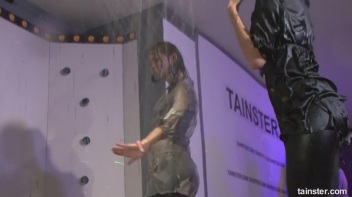 Club Cunts Part 3 - Cam 4 Screencap 36 on www.sinx.com