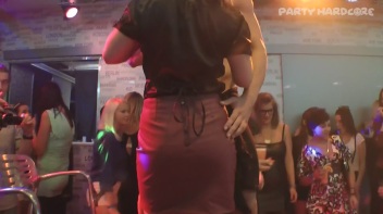 Party Hardcore Gone Crazy Vol. 14 Part 3 - Cam 3 Screencap 116 on www.sinx.com