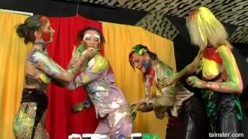 Messy Color Play Screencap 63 on www.sinx.com