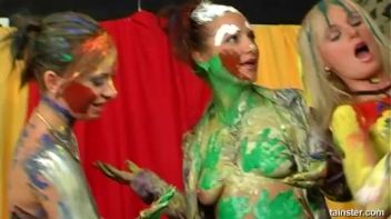 Messy Color Play Screencap 69 on www.sinx.com