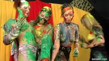 Messy Color Play Screencap 74 on www.sinx.com