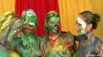 Messy Color Play Screencap 81 on www.sinx.com