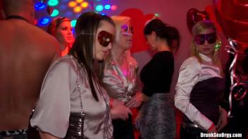 Valentine's Day Vaginas Part 1 - Main Edit Screencap 16 on www.sinx.com