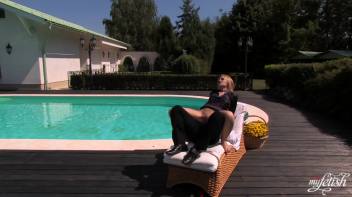 The Attention She Deserves Screencap 90 on www.sinx.com