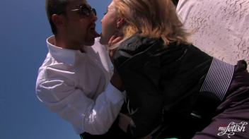 The Attention She Deserves Screencap 14 on www.sinx.com