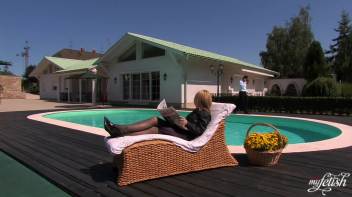 The Attention She Deserves Screencap 2 on www.sinx.com