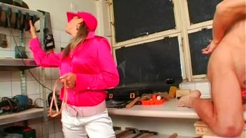 Little Workshop of Horrors Screencap 61 on www.sinx.com