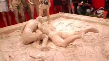 Double Feature Of Mud Destruction Screencap 60 on www.sinx.com