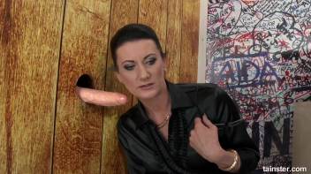 I need our signature here please Screencap 11 on www.sinx.com