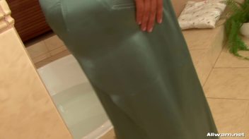 Fully Clothed Bath Buddies Screencap 23 on www.sinx.com