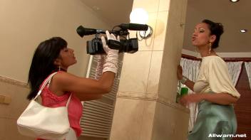 Fully Clothed Bath Buddies Screencap 24 on www.sinx.com