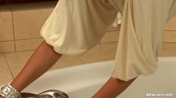 Fully Clothed Bath Buddies Screencap 38 on www.sinx.com