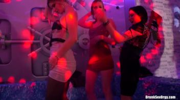 Holiday Hotties Part 2 - Shower Cam Screencap 31 on www.sinx.com