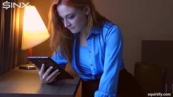 Stunning Redhead Makes Herself Squirt Screencap 4 on www.sinx.com