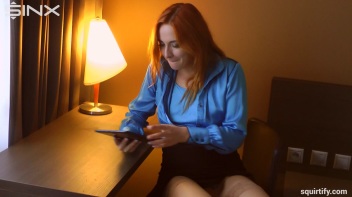 Stunning Redhead Makes Herself Squirt Screencap 56 on www.sinx.com