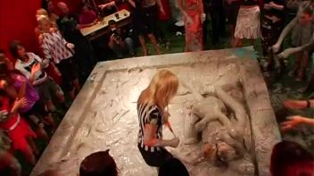 Two Babes In Muddy Madness Screencap 59 on www.sinx.com