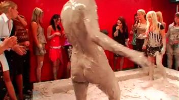 Two Babes In Muddy Madness Screencap 73 on www.sinx.com