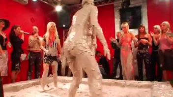 Two Babes In Muddy Madness Screencap 75 on www.sinx.com