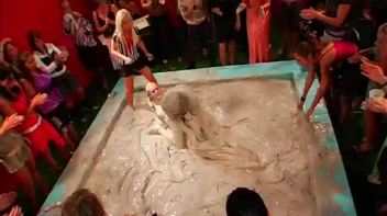 Two Babes In Muddy Madness Screencap 25 on www.sinx.com