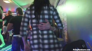 Party Hardcore Gone Crazy Vol. 32 Part 7 - Cam 2 Screencap 89 on www.sinx.com