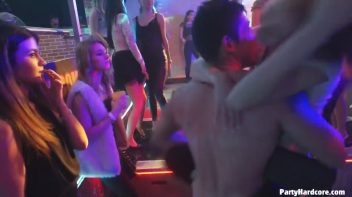 Party Hardcore Gone Crazy Vol. 32 Part 7 - Cam 2 Screencap 28 on www.sinx.com