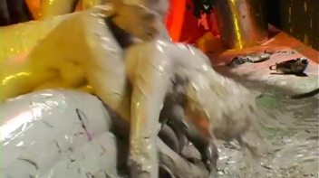 Mudslinging Eurobabes Screencap 79 on www.sinx.com