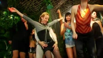 Jungle Bangers Part 4 - Shower Cam Screencap 56 on www.sinx.com