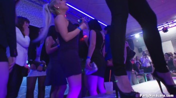 Party Hardcore Gone Crazy Vol. 7 Part 1 - Cam 1 Screencap 10 on www.sinx.com