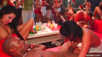 Cunt and Cocktails Part 3 - Cam 1 Screencap 89 on www.sinx.com