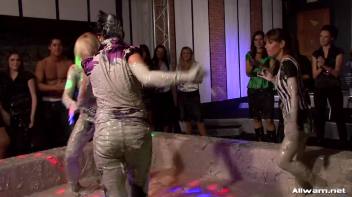 Goin' Hard In The Mud Pit Screencap 17 on www.sinx.com
