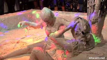 Goin' Hard In The Mud Pit Screencap 40 on www.sinx.com