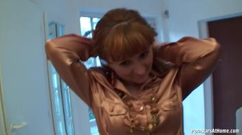 Waiting For His Afternoon Blowjob Screencap 3 on www.sinx.com